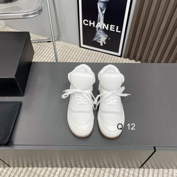 Picture of YSL Shoes _SKUYSLsz35-40J020120658